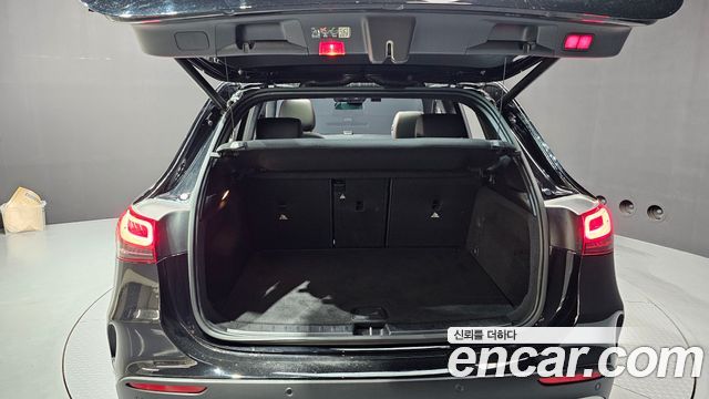 Mercedes-Benz GLA-Class (H247) GLA250 4MATIC 2023 — фото 20