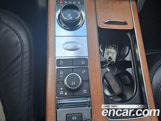 Land Rover Range Rover (IV) 5.0 SC AB LWB 2019 — фото 10