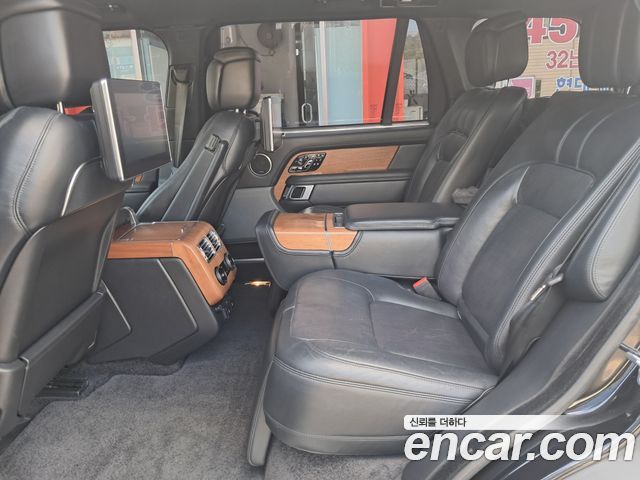 Land Rover Range Rover (IV) 5.0 SC AB LWB 2019 — фото 17
