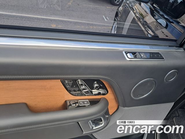Land Rover Range Rover (IV) 5.0 SC AB LWB 2019 — фото 20