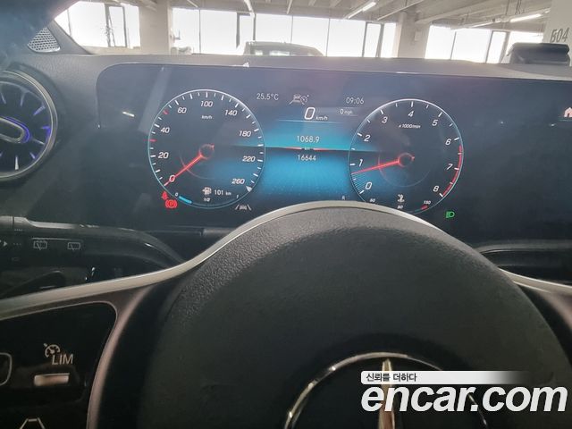 Mercedes-Benz GLA-Class (H247) GLA220 2021 — фото 20