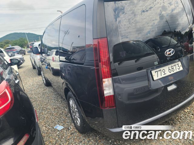 Hyundai Staria Tourer 11-Seater Modern 2022 — фото 18