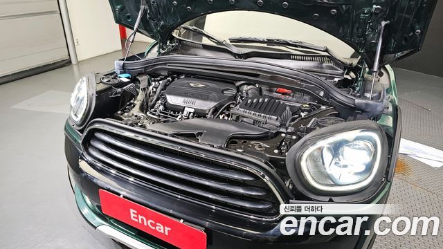 MINI Cooper D Countryman ALL4 HIGH 2nd 2018 — фото 6