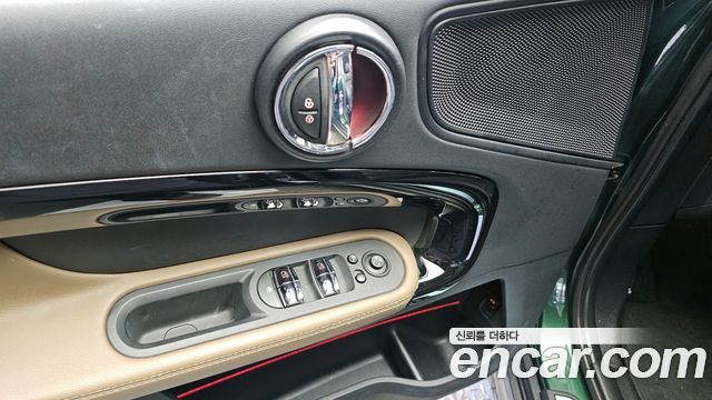 MINI Cooper D Countryman ALL4 HIGH 2nd 2018 — фото 14