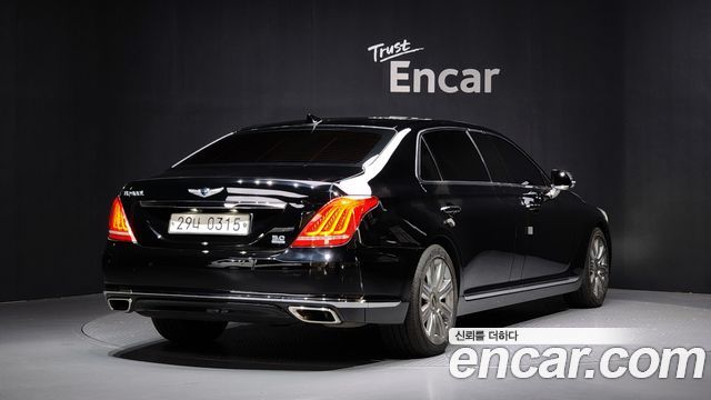 Genesis EQ900 5.0 GDI AWD Limousine Prestige 2016 — фото 2