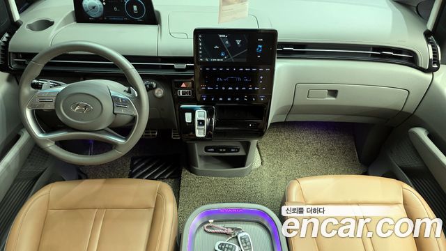 Hyundai Staria 4WD Lounge 7-Seater Inspiration 2023 — фото 7