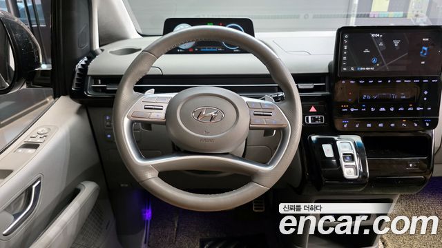 Hyundai Staria 4WD Lounge 7-Seater Inspiration 2023 — фото 13