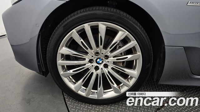 BMW 6 Series GT (G32) 640i xDrive Luxury 2018 — фото 5