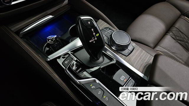 BMW 6 Series GT (G32) 640i xDrive Luxury 2018 — фото 9