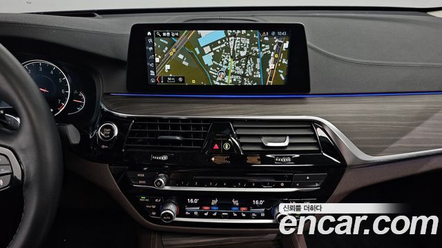 BMW 6 Series GT (G32) 640i xDrive Luxury 2018 — фото 14