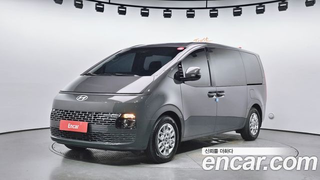 Hyundai Staria Tourer 9-Seater Modern 2025 — фото 1