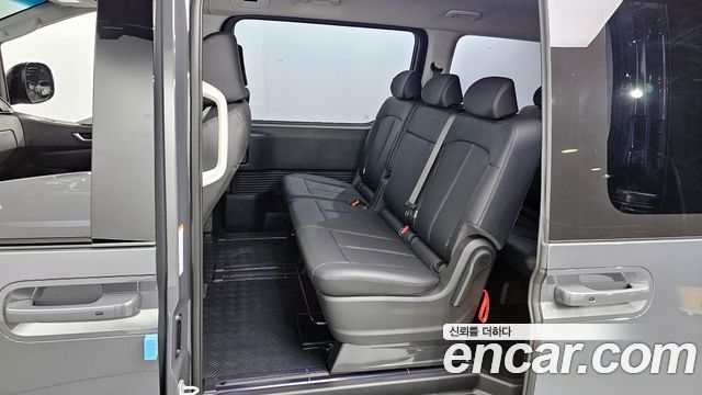 Hyundai Staria Tourer 9-Seater Modern 2025 — фото 11