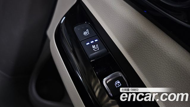 Kia Carnival (IV) Diesel 9-Seater Hi-Limousine Signature 2021 — фото 17