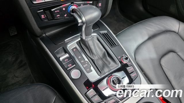 Audi A4 35 TDI Quattro Dynamic B8 2015 — фото 9