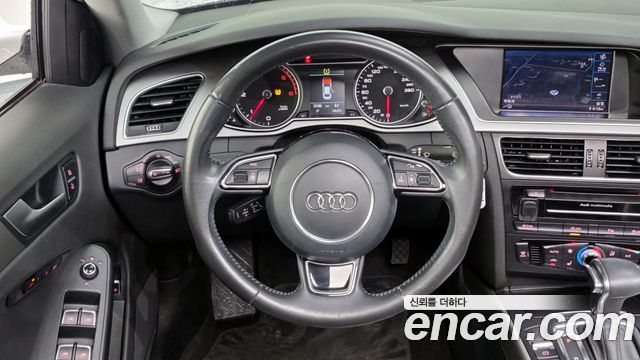 Audi A4 35 TDI Quattro Dynamic B8 2015 — фото 13