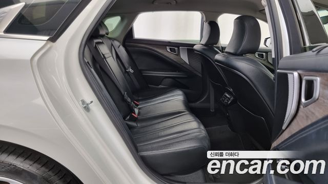 Kia K8 2.5 Gasoline 2WD Noblesse 2022 — фото 16