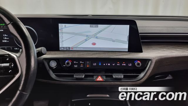 Kia K8 2.5 Gasoline 2WD Noblesse 2022 — фото 18