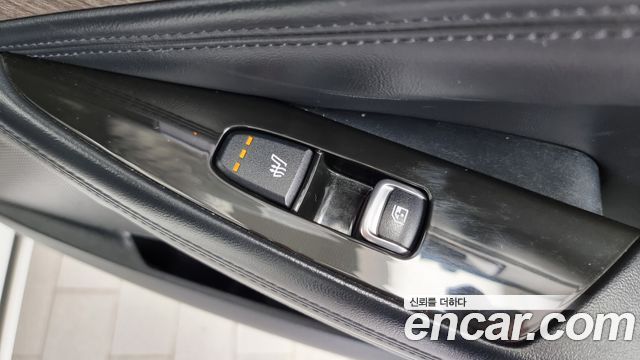 Kia K8 2.5 Gasoline 2WD Noblesse 2022 — фото 23