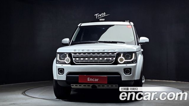 Land Rover Discovery 4 3.0 SDV6 HSE 2014 — фото 3
