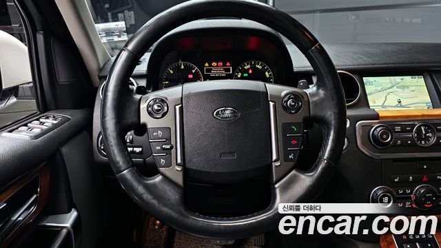 Land Rover Discovery 4 3.0 SDV6 HSE 2014 — фото 13