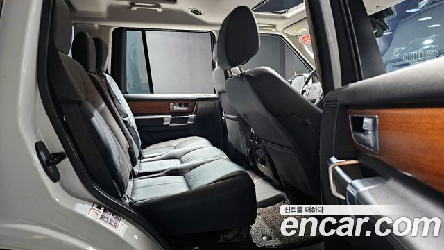 Land Rover Discovery 4 3.0 SDV6 HSE 2014 — фото 14