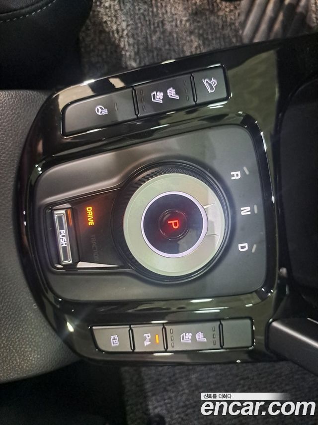 Kia Seltos Gasoline 1.6 Turbo 2WD Signature 2023 — фото 17