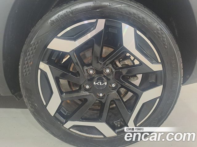 Kia Seltos Gasoline 1.6 Turbo 2WD Signature 2023 — фото 23