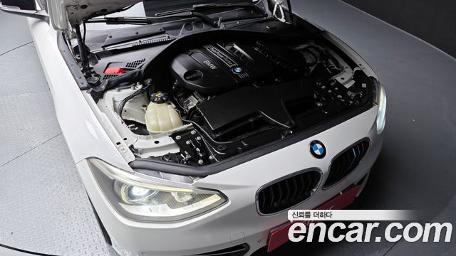 BMW 1 Series (F20) 118d Sport 5Door 2015 — фото 6