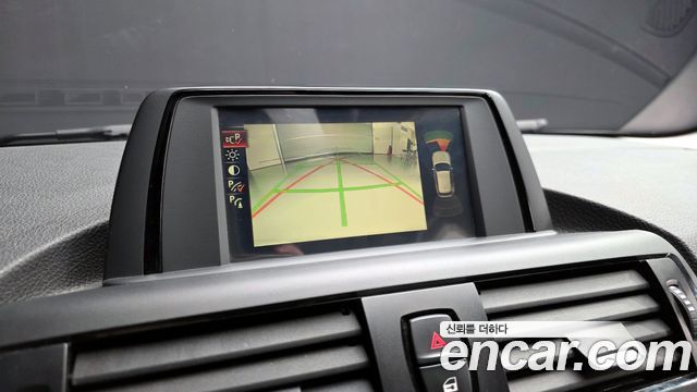 BMW 1 Series (F20) 118d Sport 5Door 2015 — фото 15