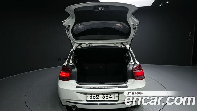 BMW 1 Series (F20) 118d Sport 5Door 2015 — фото 20