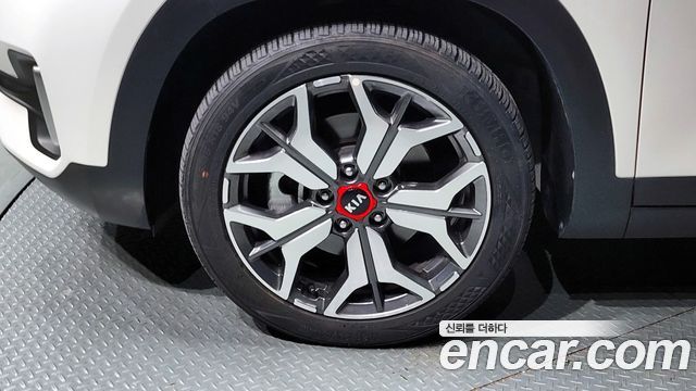 Kia Seltos Gasoline 1.6 Turbo 2WD Signature 2022 — фото 5