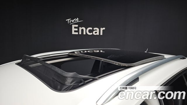 Volkswagen Tiguan Allspace 2.0 TSI Prestige 2023 — фото 18