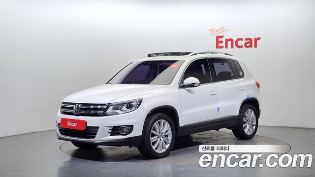 Volkswagen Tiguan 2.0 TDI  Premium 5N 2013 — фото 1