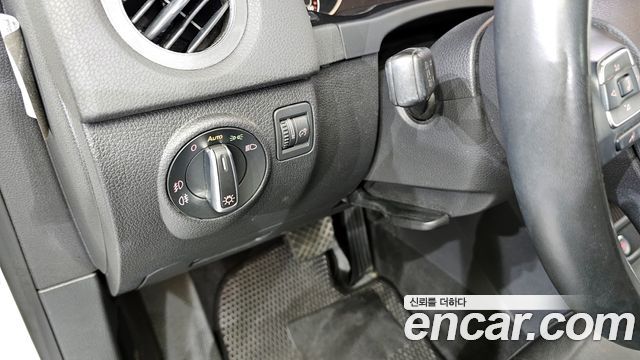 Volkswagen Tiguan 2.0 TDI  Premium 5N 2013 — фото 15