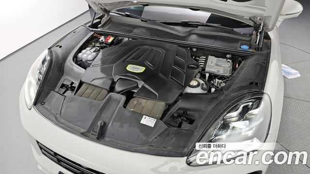 Porsche Cayenne (PO536) 3.0 E-Hybrid 2021 — фото 6