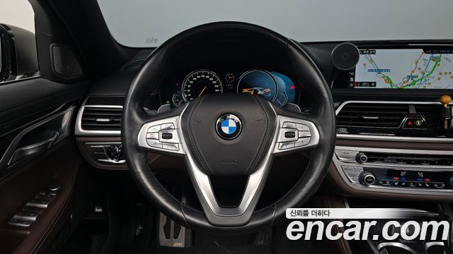 BMW 7 Series (G11) 730d xDrive M Sport 2017 — фото 13