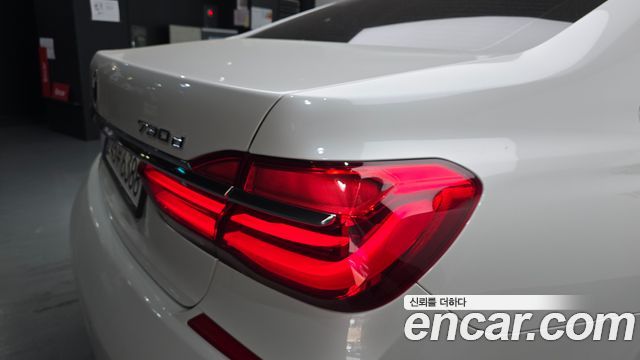 BMW 7 Series (G11) 730d xDrive M Sport 2017 — фото 23