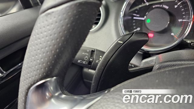 Peugeot 3008 1.6 e-HDi First Generation 2014 — фото 14