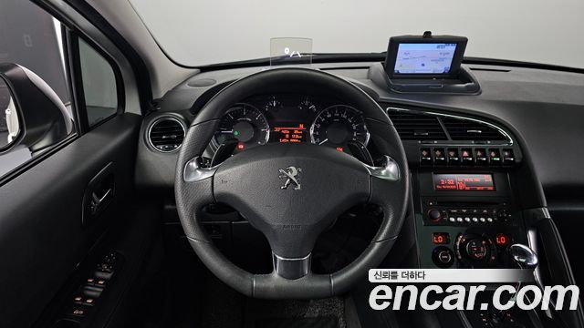 Peugeot 3008 1.6 e-HDi First Generation 2014 — фото 15