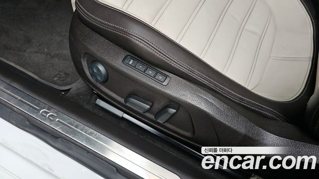Volkswagen CC 2.0 TDI BlueMotion 2015 — фото 17