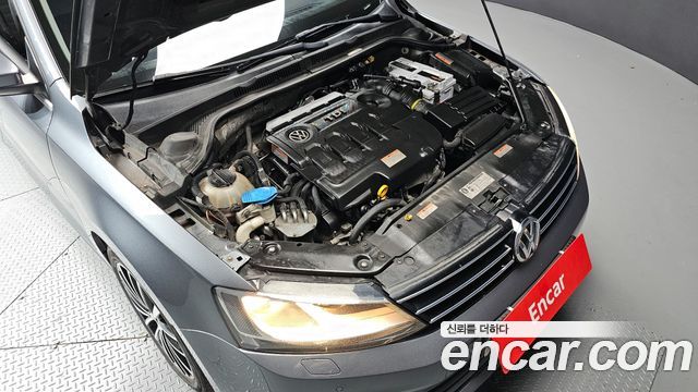 Volkswagen Jetta 2.0 TDI BlueMotion 6th 2015 — фото 6