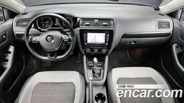Volkswagen Jetta 2.0 TDI BlueMotion 6th 2015 — фото 7