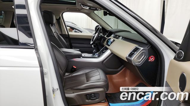 Land Rover Range Rover Sport (II) 3.0 SDV6 HSE 2018 — фото 16