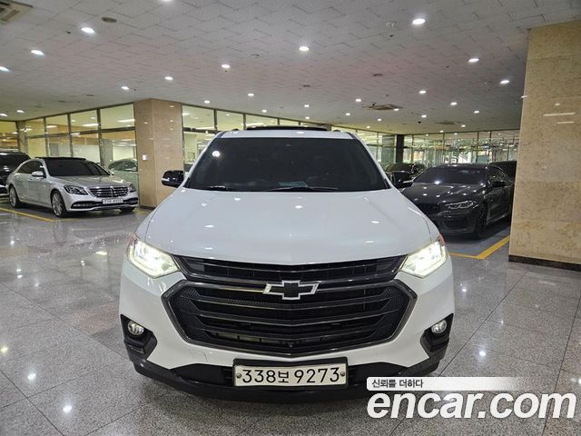 Chevrolet Traverse 3.6 AWD Redline 2020 — фото 2