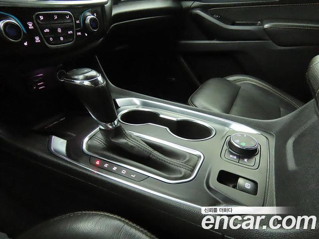 Chevrolet Traverse 3.6 AWD Redline 2020 — фото 15
