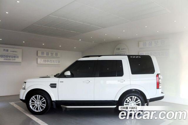 Land Rover Discovery 4 3.0 SDV6 HSE 2016 — фото 5