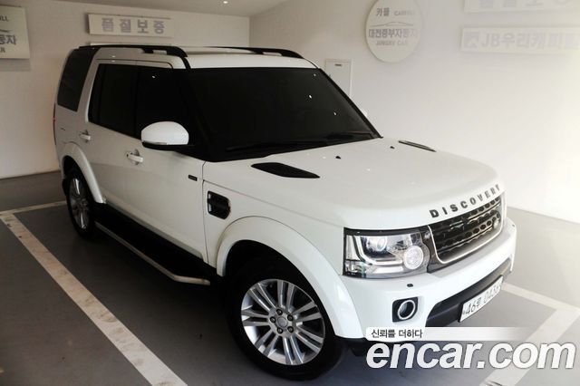 Land Rover Discovery 4 3.0 SDV6 HSE 2016 — фото 16