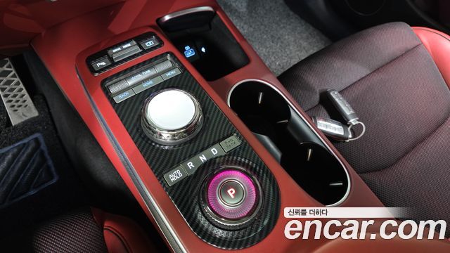 Genesis GV70 2.5T Gasoline 2WD 2022 — фото 9