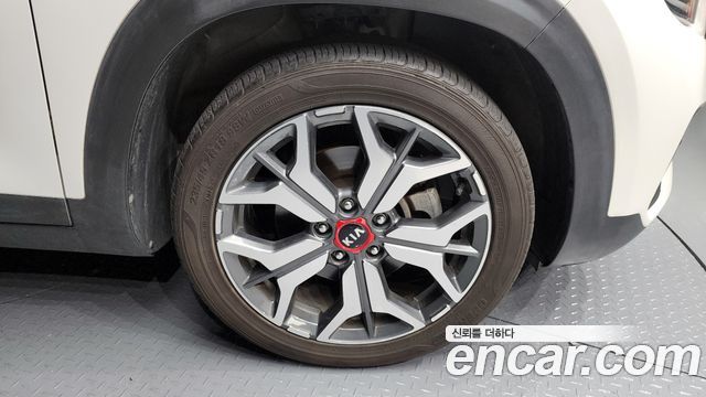 Kia Seltos Gasoline 1.6 Turbo 4WD Signature 2022 — фото 5