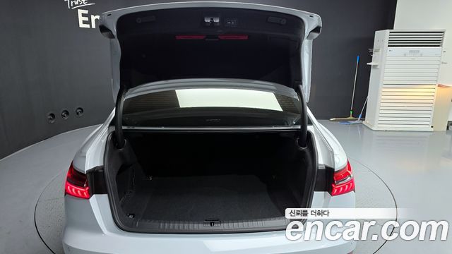 Audi A6 (C8) 40 TDI Quattro Premium 2023 — фото 20